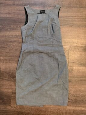 The Limited Sleeveless Gray Sheath Dress